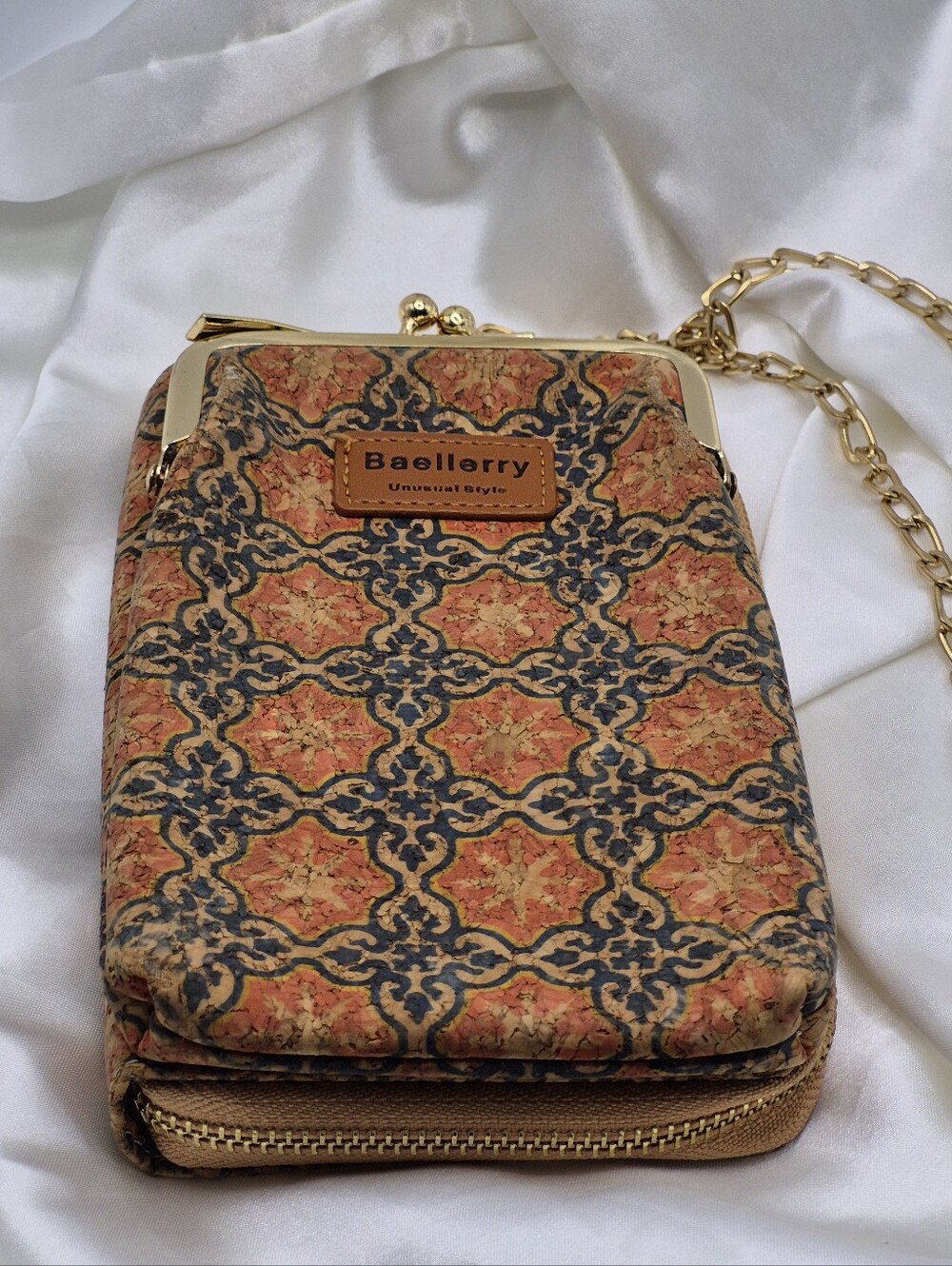 Women's Small Chain Crossbody Wallet - Orange Pattern